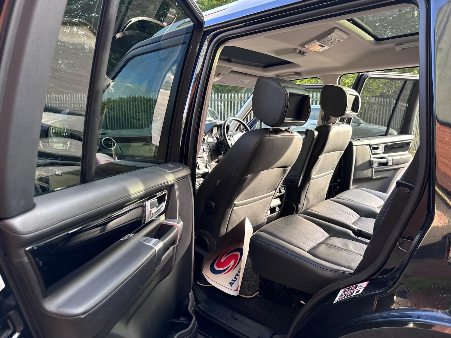 Used Land Rover Discovery 4 2016 for sale - 76200241: Photo 23