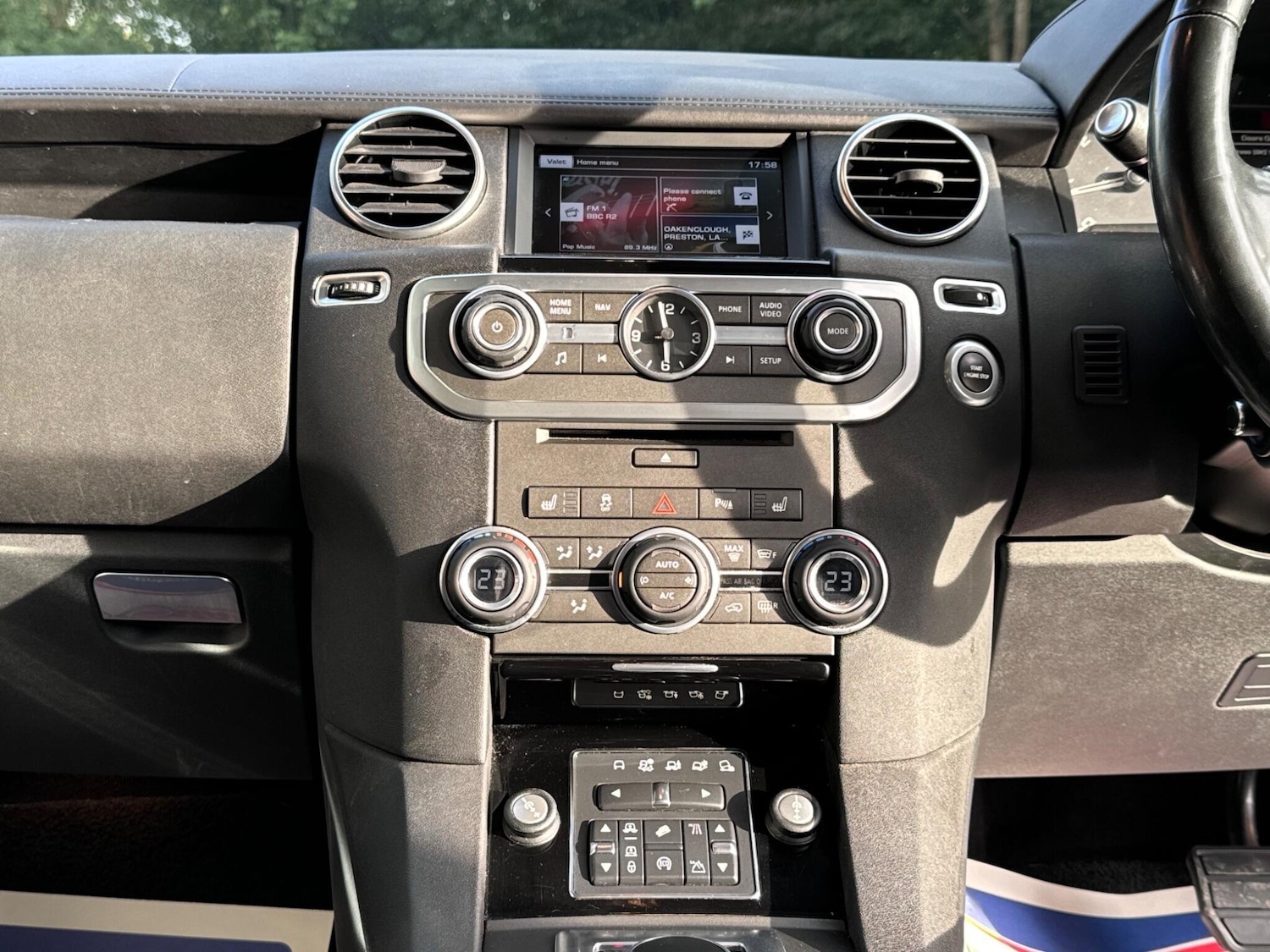 Used Land Rover Discovery 4 2016 for sale - 76200241: Photo 27