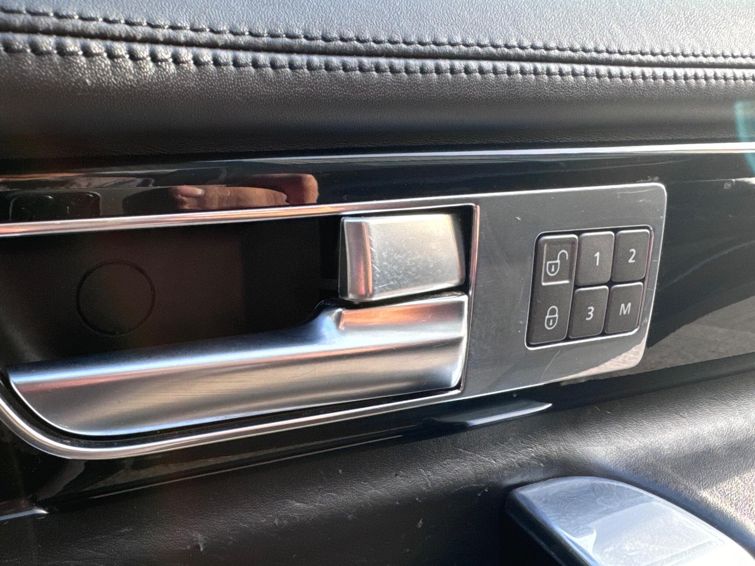 Used Land Rover Discovery 4 2016 for sale - 76200241: Photo 32