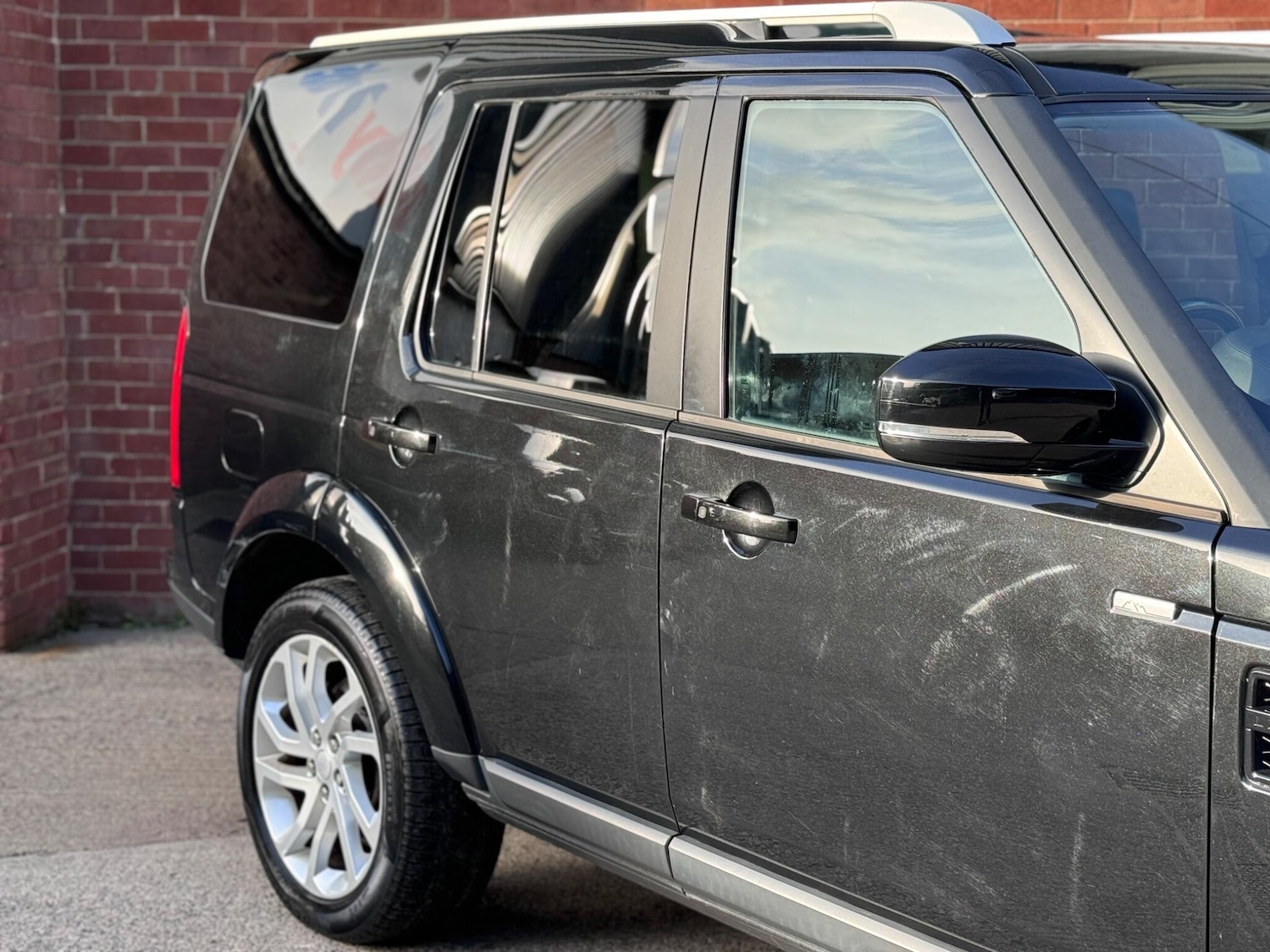 Used Land Rover Discovery 4 2016 for sale - 76200241: Photo 8