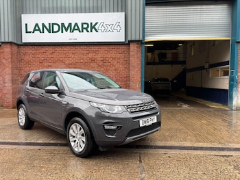 Land Rover - Discovery Sport