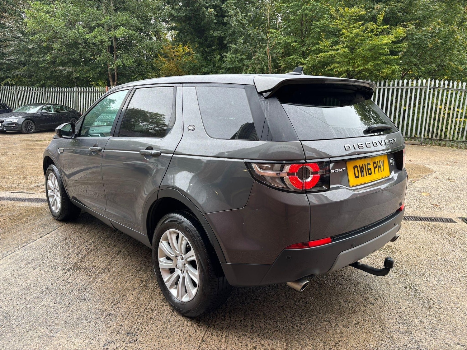 Used Land Rover Discovery Sport 2016 for sale - 76136608: Photo 42