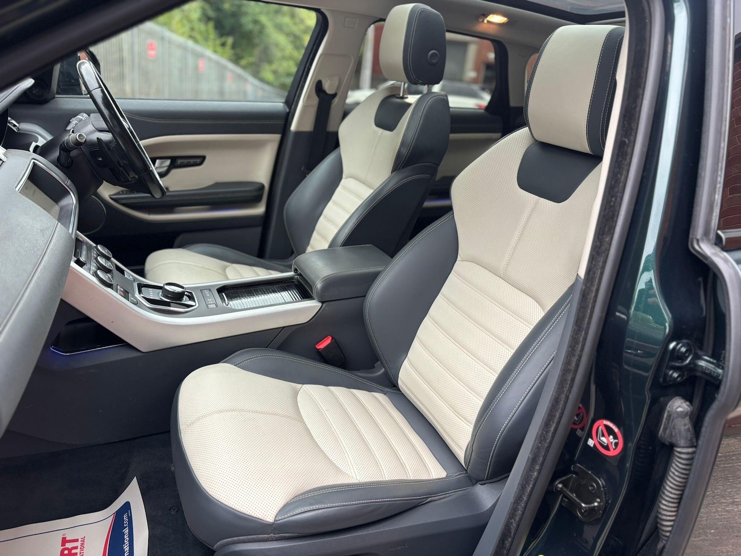 Used Land Rover Range Rover Evoque 2016 for sale - 76060160: Photo 32