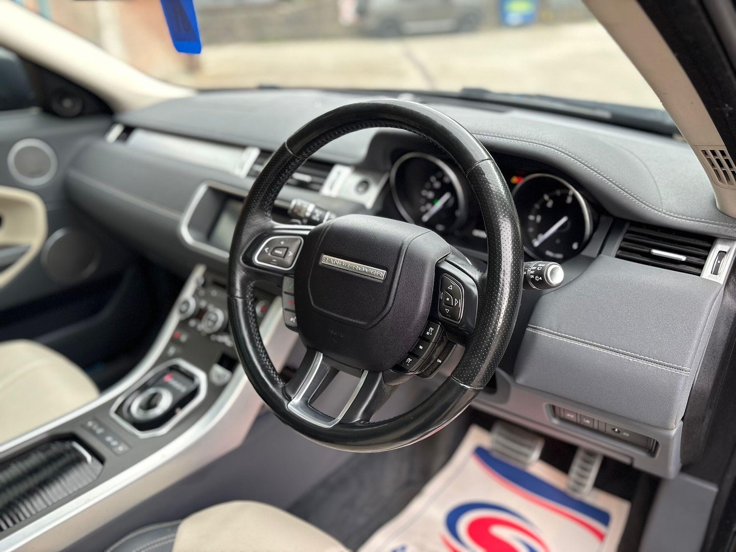 Used Land Rover Range Rover Evoque 2016 for sale - 76060160: Photo 37