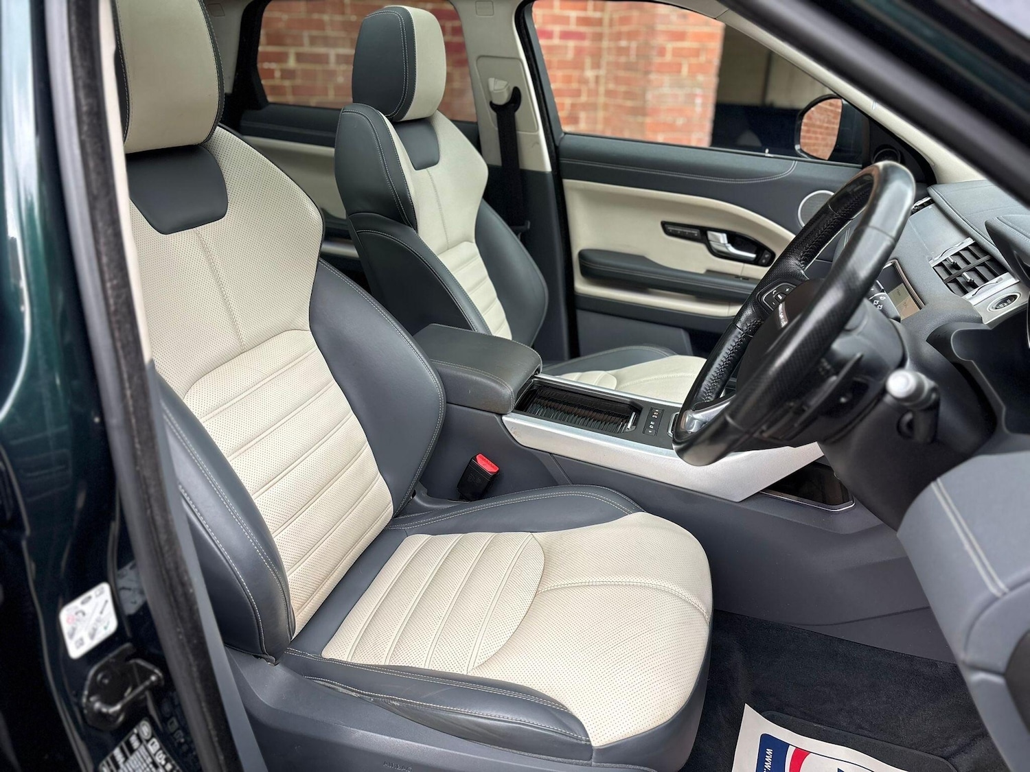 Used Land Rover Range Rover Evoque 2016 for sale - 76060160: Photo 42