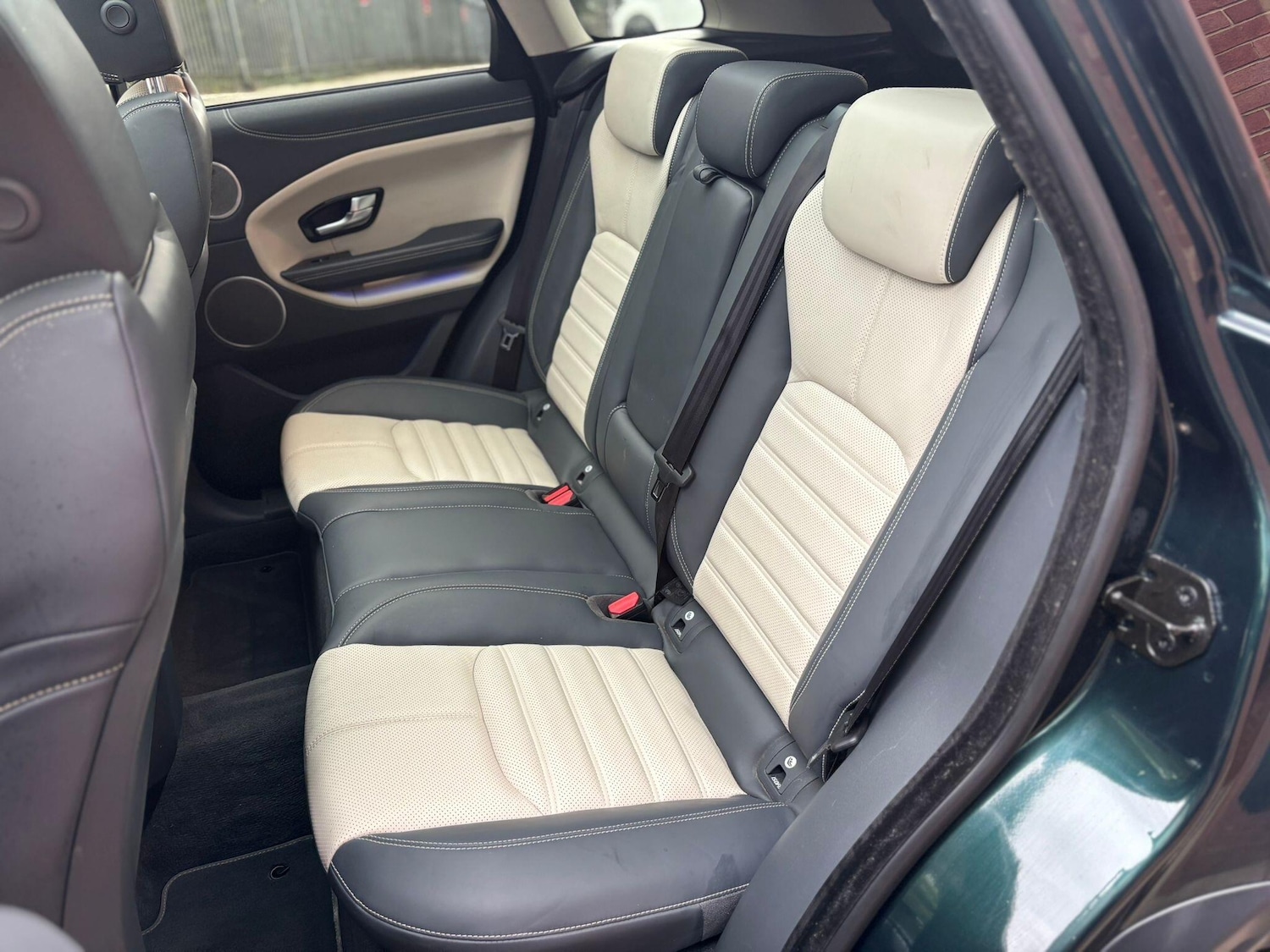 Used Land Rover Range Rover Evoque 2016 for sale - 76060160: Photo 47