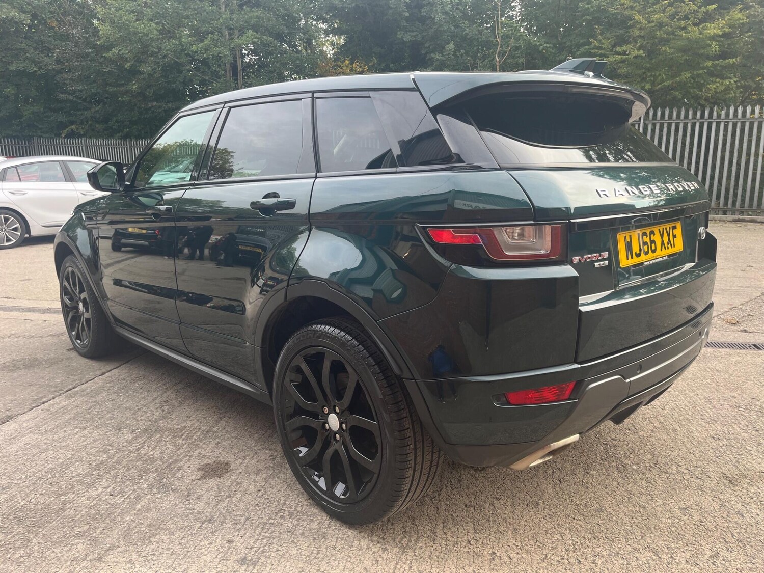 Used Land Rover Range Rover Evoque 2016 for sale - 76060160: Photo 8