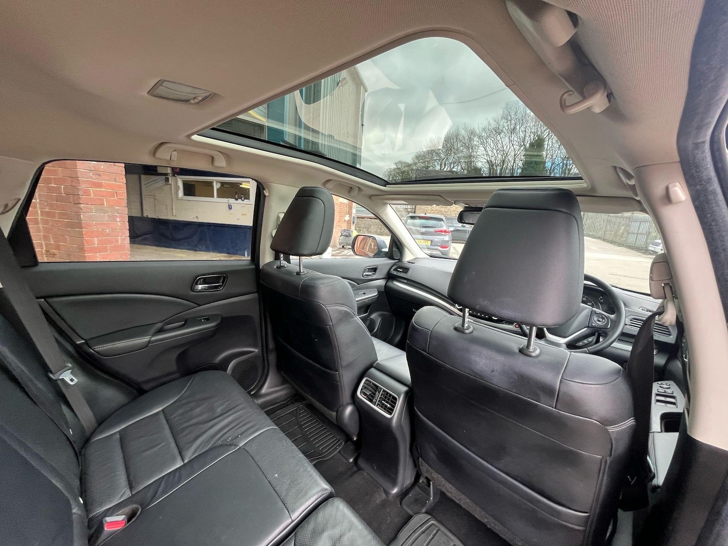 Used Honda CR-V 2017 for sale - 76689669: Photo 35