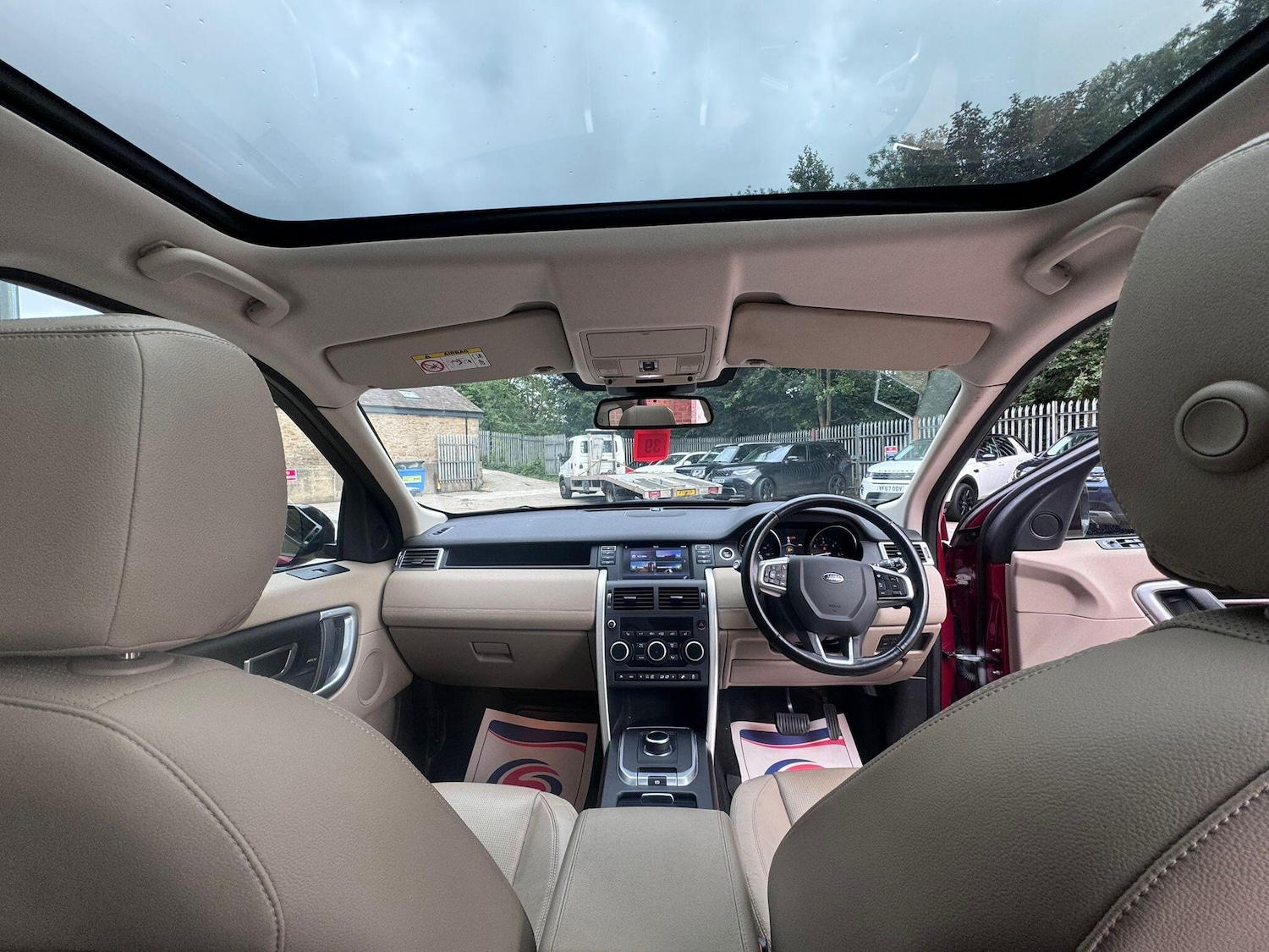 Used Land Rover Discovery Sport 2017 for sale - 76987697: Photo 13