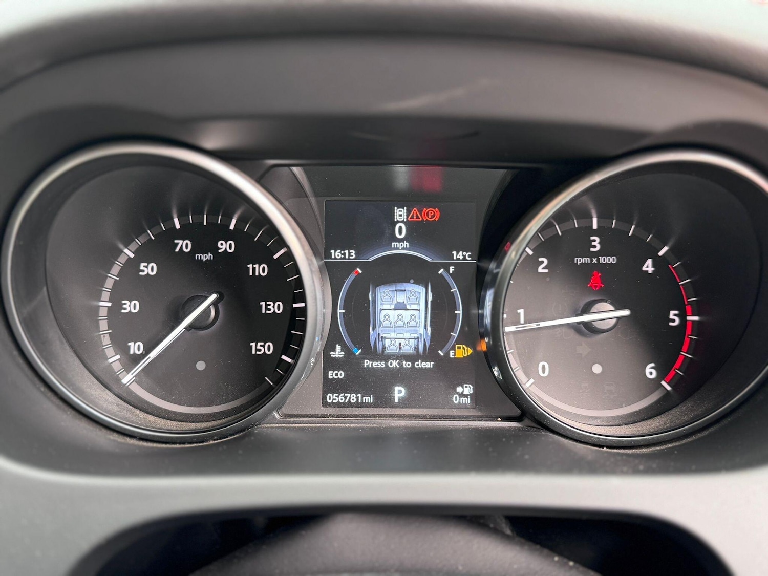 Used Land Rover Discovery Sport 2017 for sale - 76987697: Photo 20