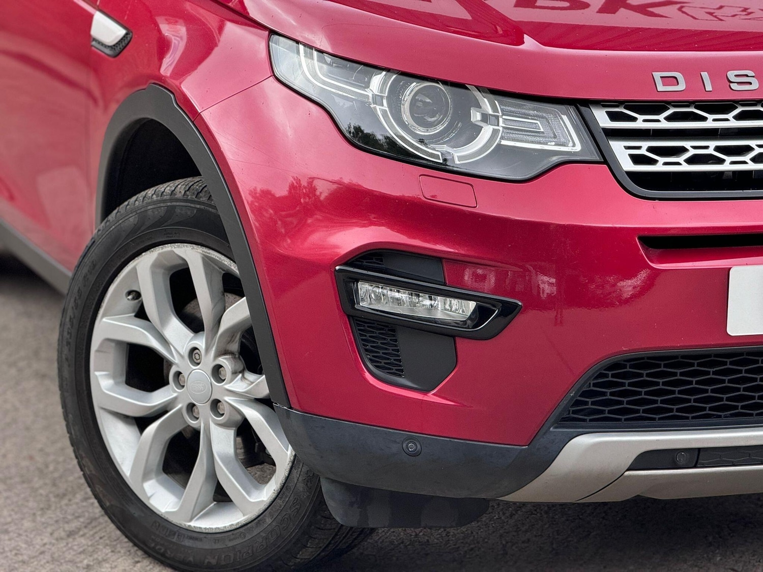 Used Land Rover Discovery Sport 2017 for sale - 76987697: Photo 5