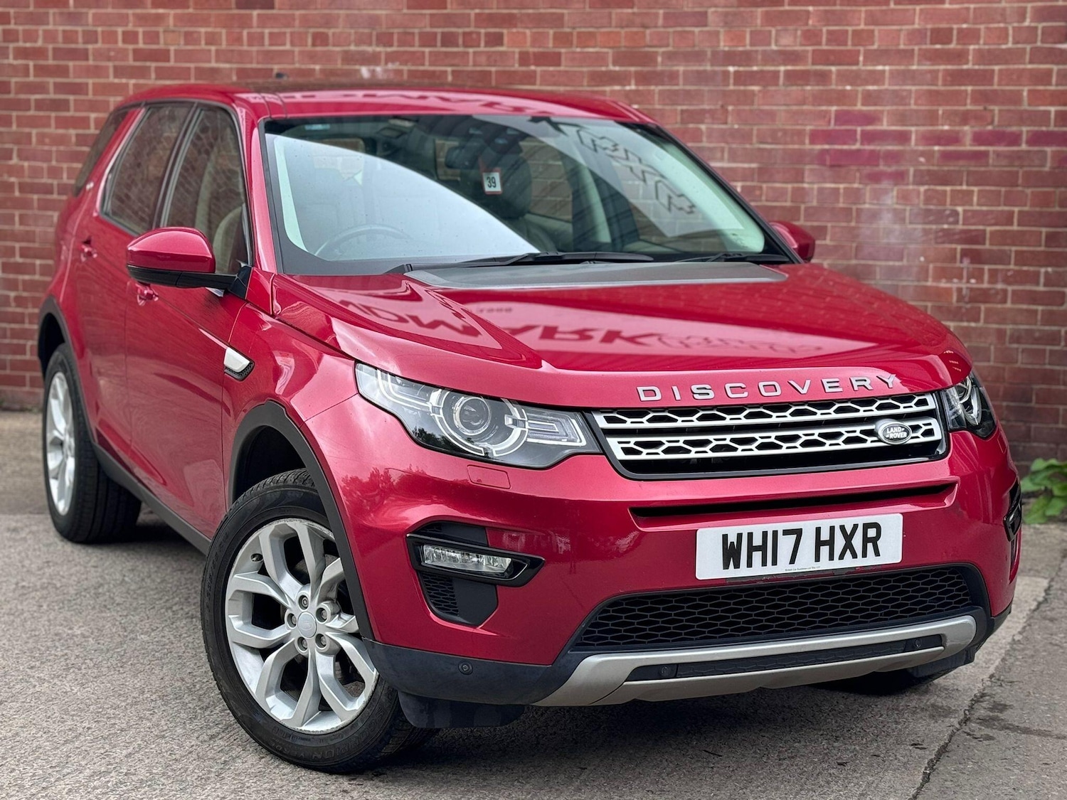 Used Land Rover Discovery Sport 2017 for sale - 76987697: Photo 9
