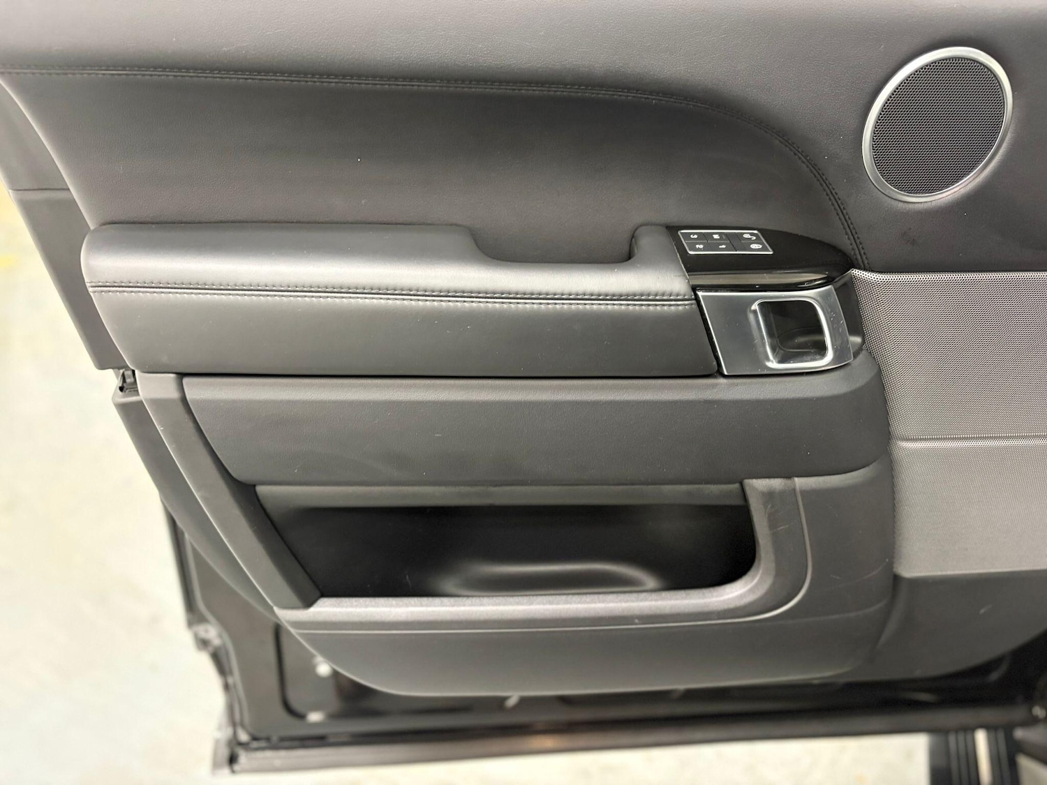 Used Land Rover Range Rover Sport 2015 for sale - 77144333: Photo 44