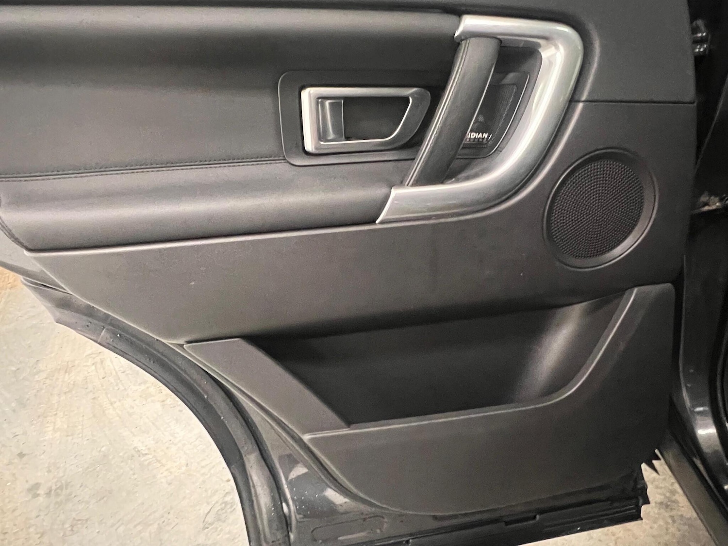 Used Land Rover Discovery Sport 2017 for sale - 76913825: Photo 18