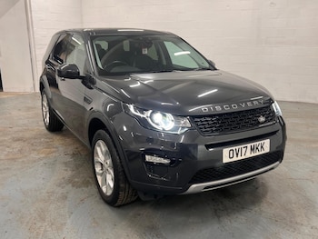 Used Land Rover Discovery Sport 2017 for sale - 76913825: Photo