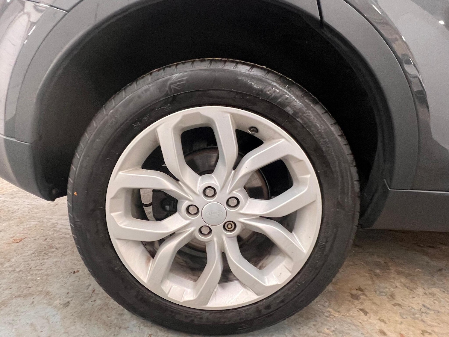 Used Land Rover Discovery Sport 2017 for sale - 76913825: Photo 22