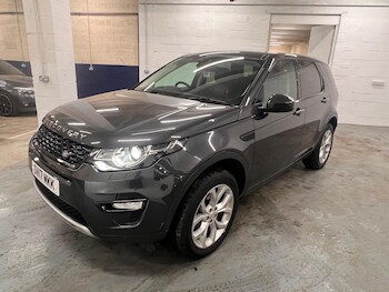 Used Land Rover Discovery Sport 2017 for sale - 76913825: Photo