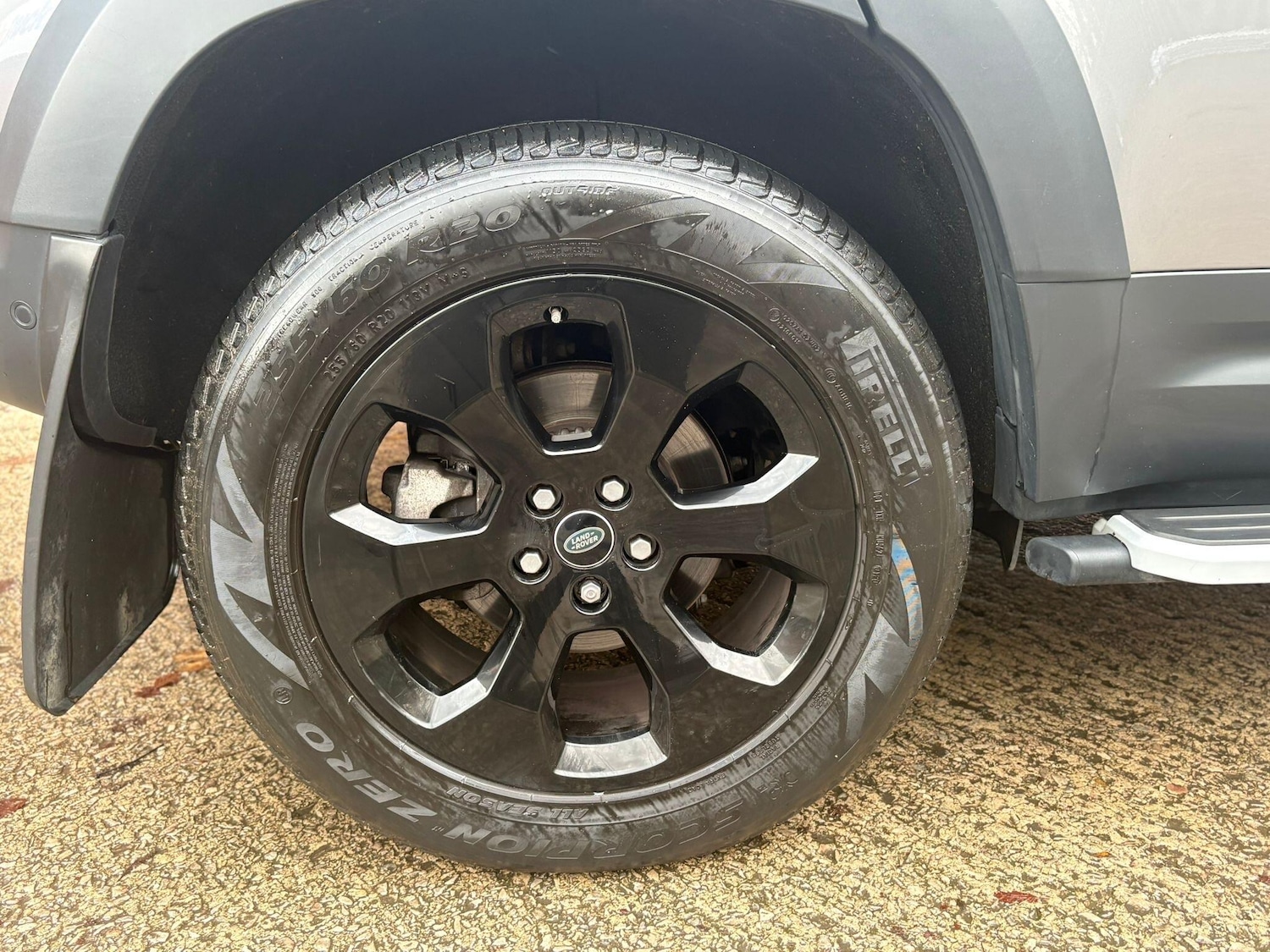 Used Land Rover Defender 110 for sale - 77191404: Photo 15