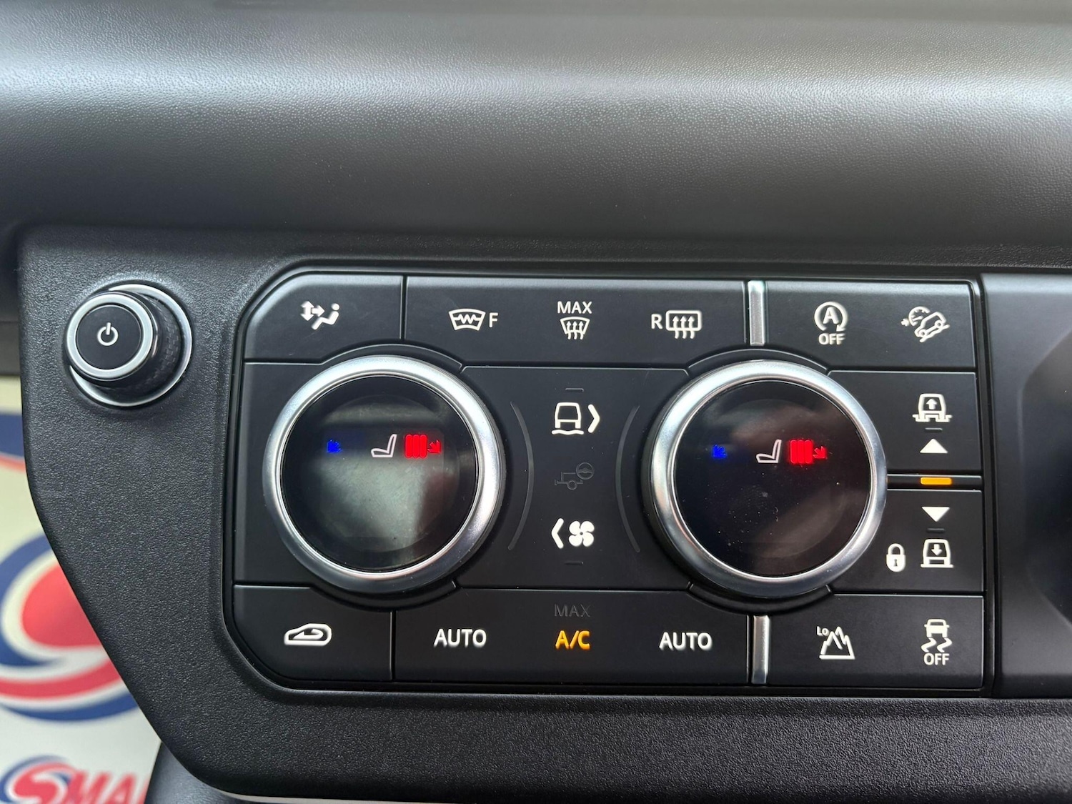 Used Land Rover Defender 110 for sale - 77191404: Photo 18