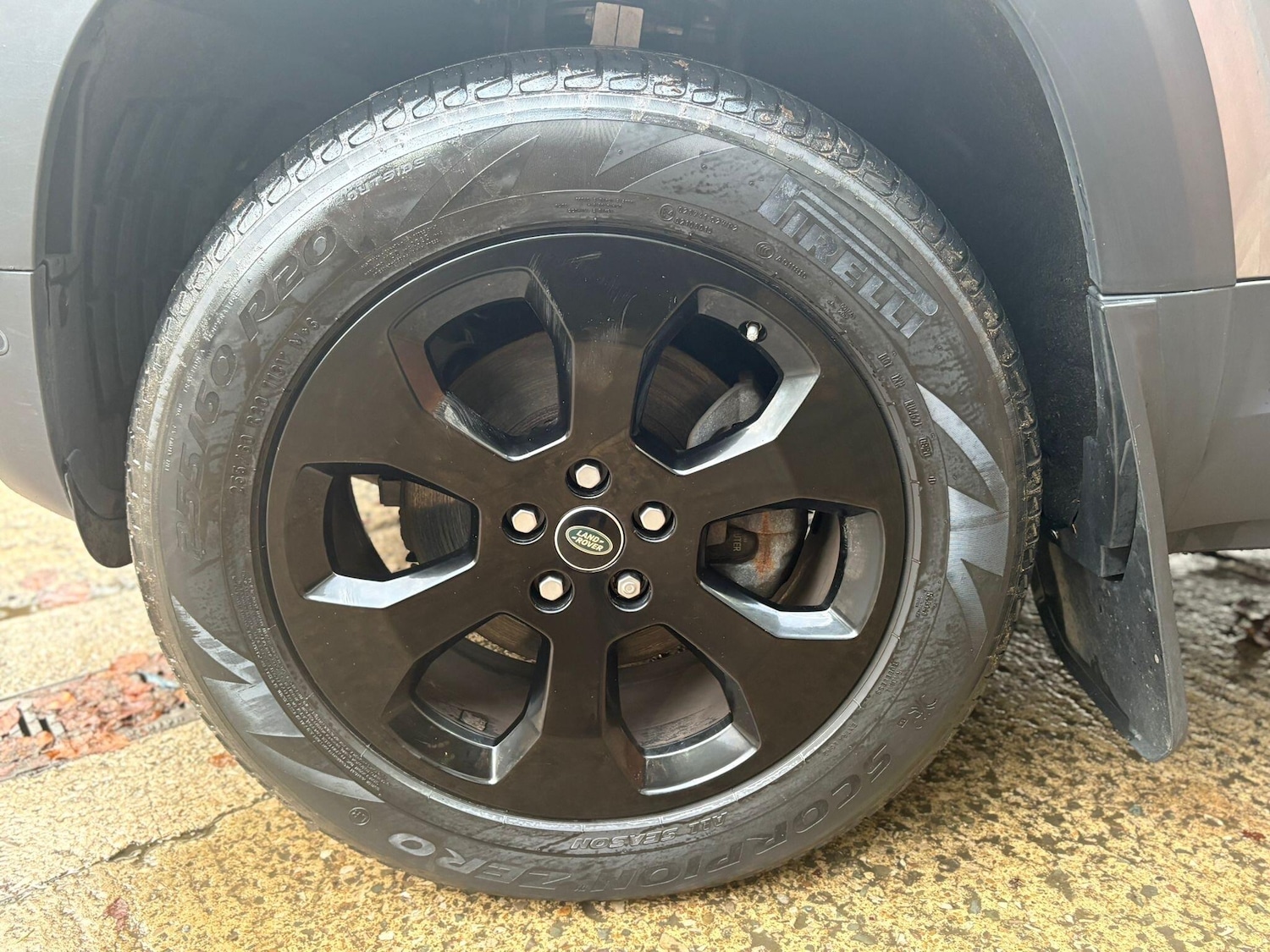 Used Land Rover Defender 110 for sale - 77191404: Photo 41