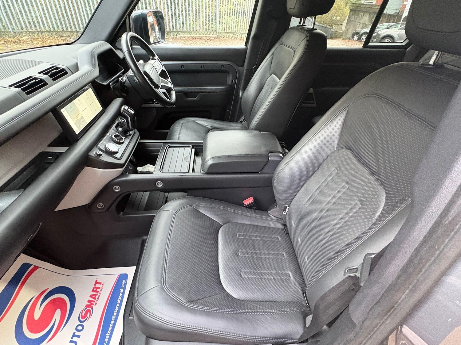 Used Land Rover Defender 110 for sale - 77191404: Photo 67