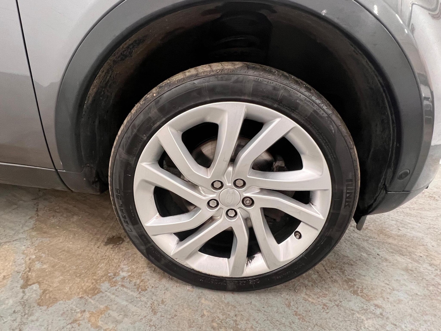 Used Land Rover Discovery Sport 2015 for sale - 76926848: Photo 29