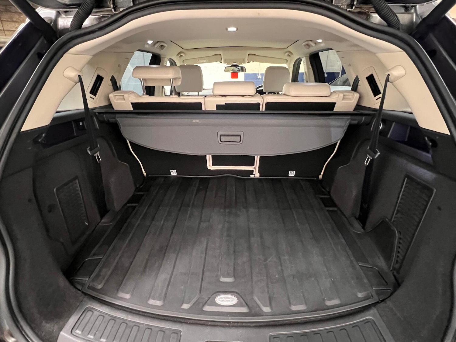 Used Land Rover Discovery Sport 2015 for sale - 76926848: Photo 34