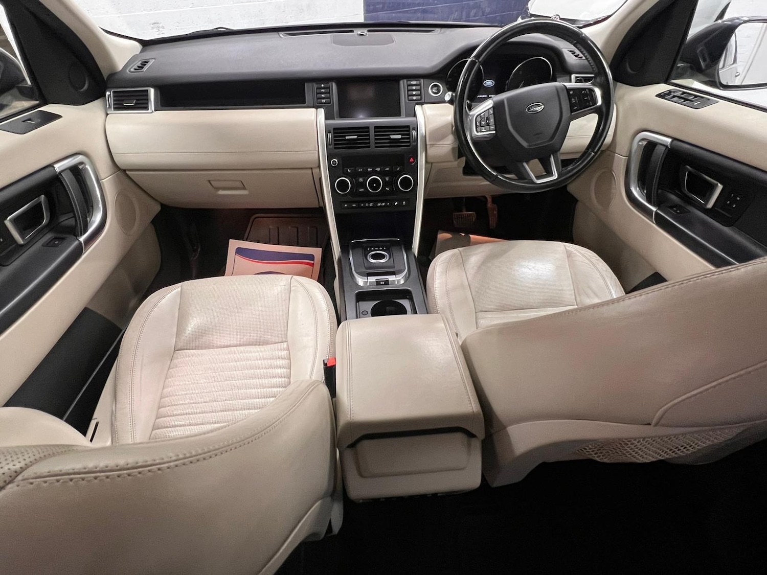 Used Land Rover Discovery Sport 2015 for sale - 76926848: Photo 9