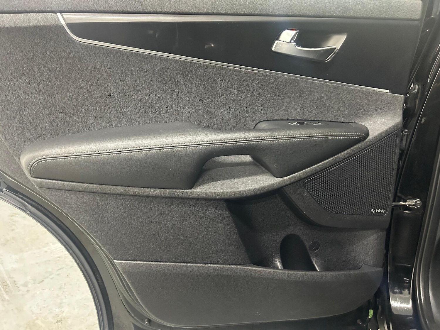 Used Kia Sorento 2015 for sale - 77646639: Photo 17