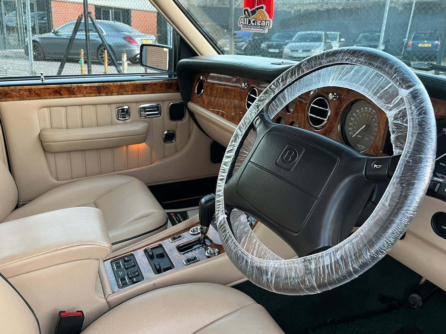 Used Bentley Turbo R 1996 for sale - 77705338: Photo 12