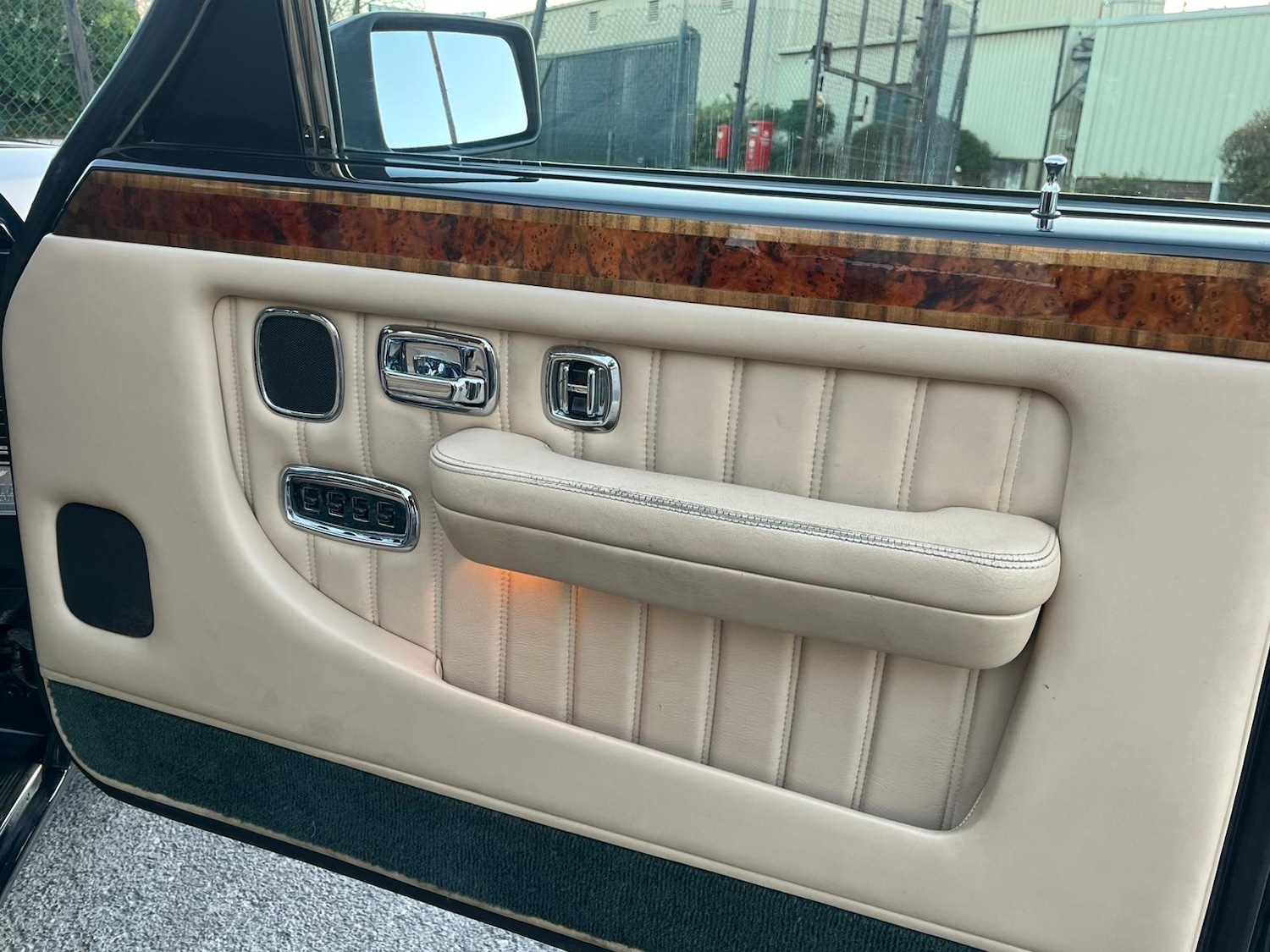 Used Bentley Turbo R 1996 for sale - 77705338: Photo 9