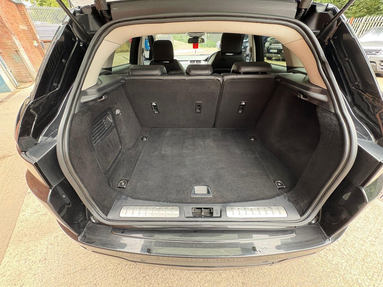 Used Land Rover Range Rover Evoque 2015 for sale - 77559122: Photo 17