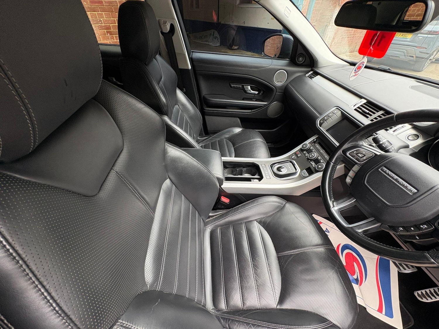 Used Land Rover Range Rover Evoque 2015 for sale - 77559122: Photo 24