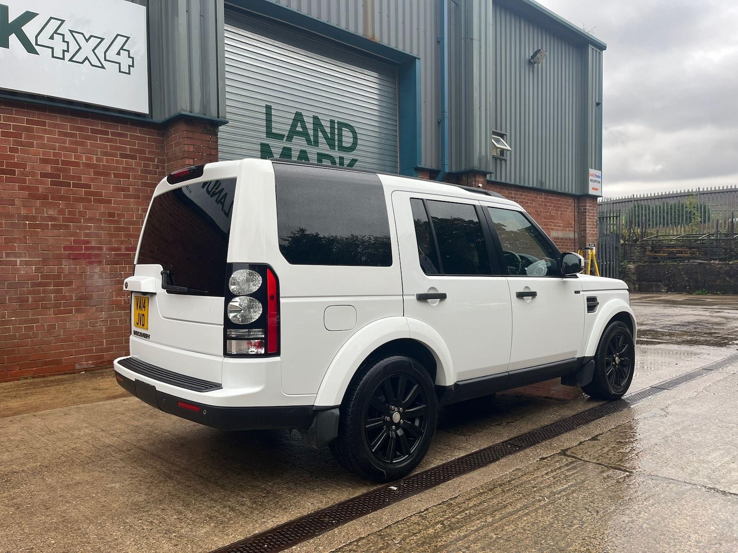 Used Land Rover Discovery 2014 for sale - 77783433: Photo 6