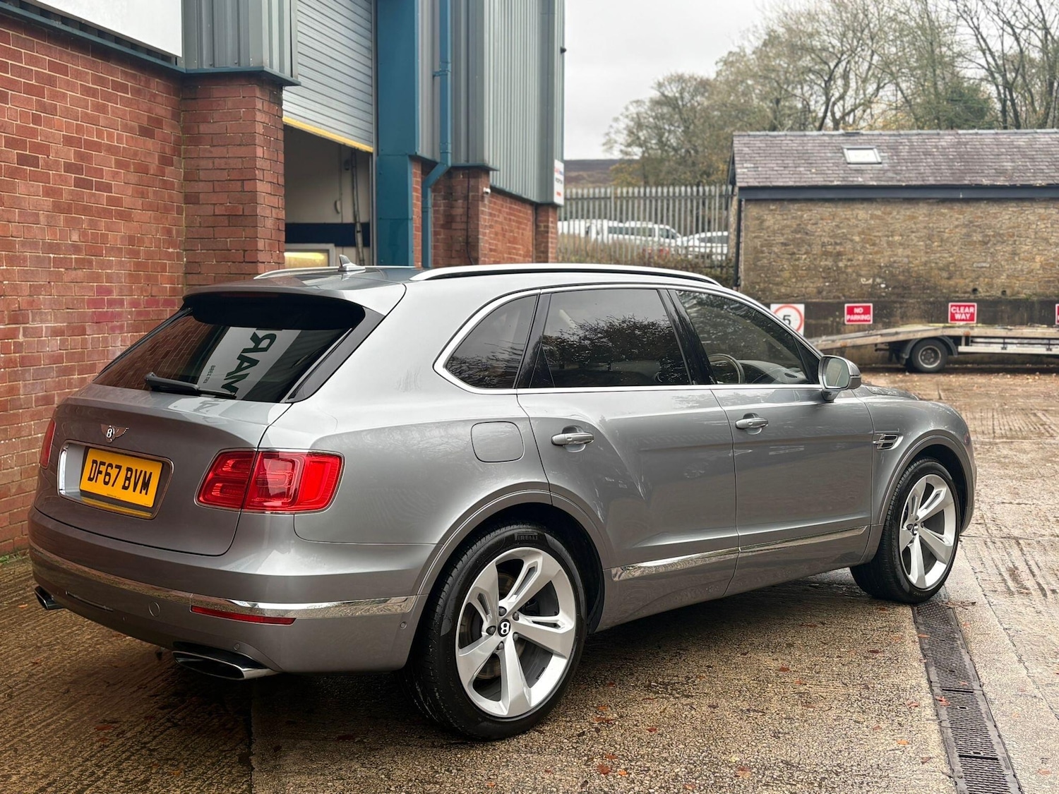 Used Bentley Bentayga 2018 for sale - 76714832: Photo 12