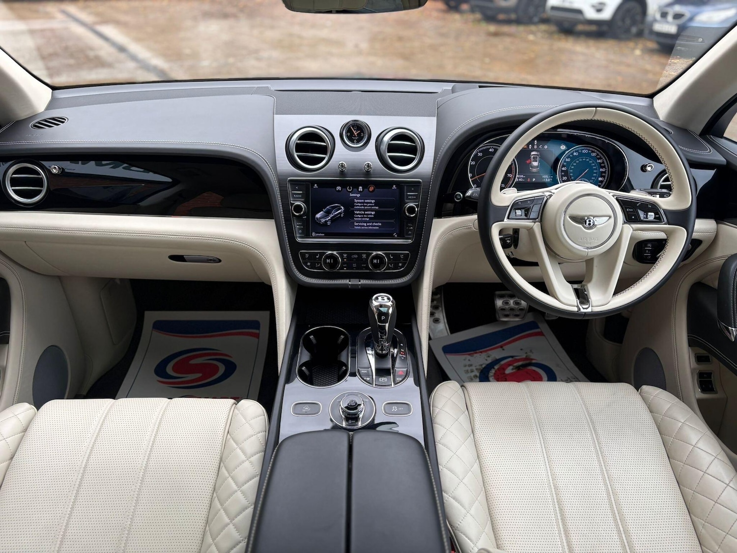 Used Bentley Bentayga 2018 for sale - 76714832: Photo 13