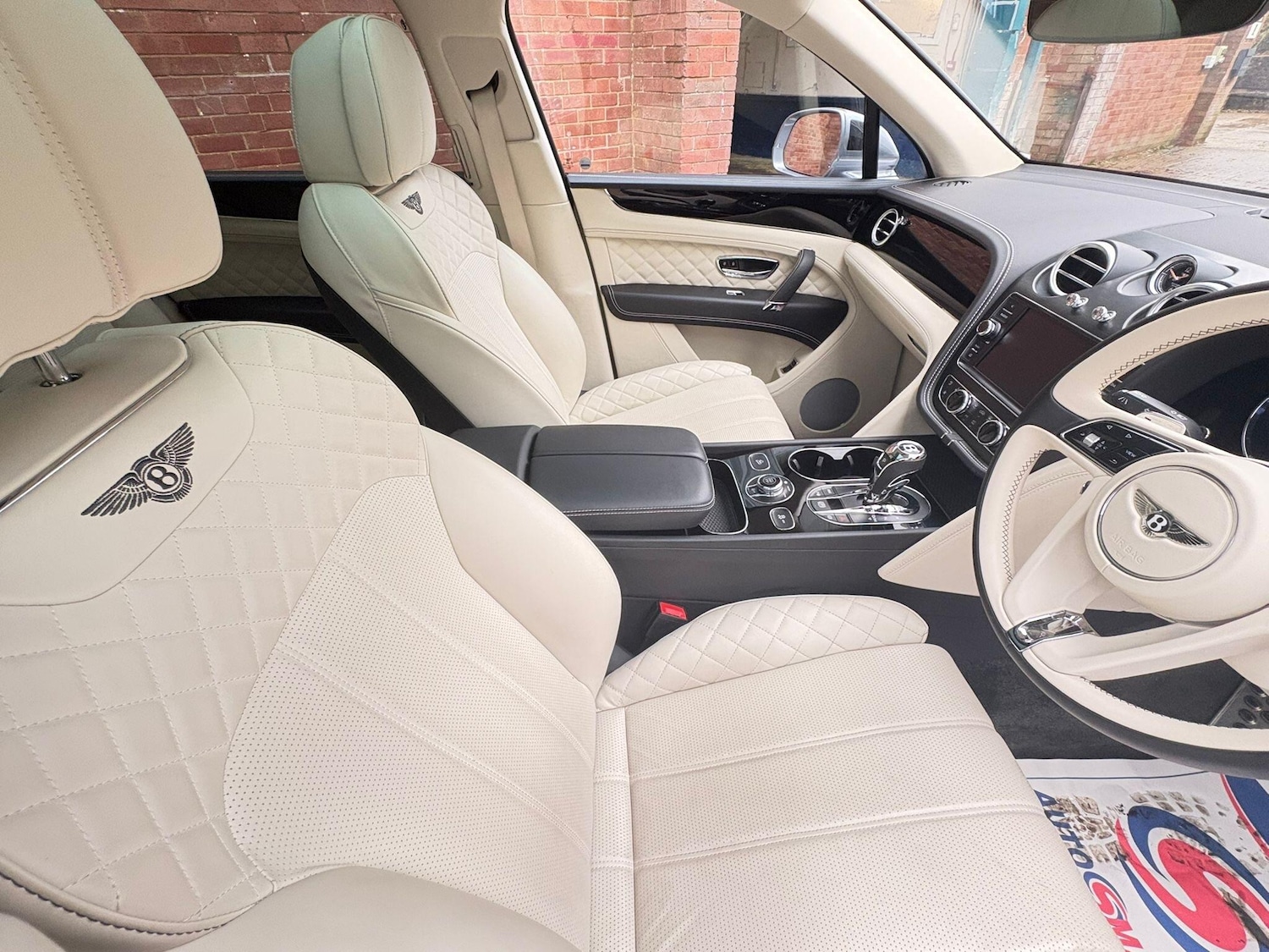 Used Bentley Bentayga 2018 for sale - 76714832: Photo 20