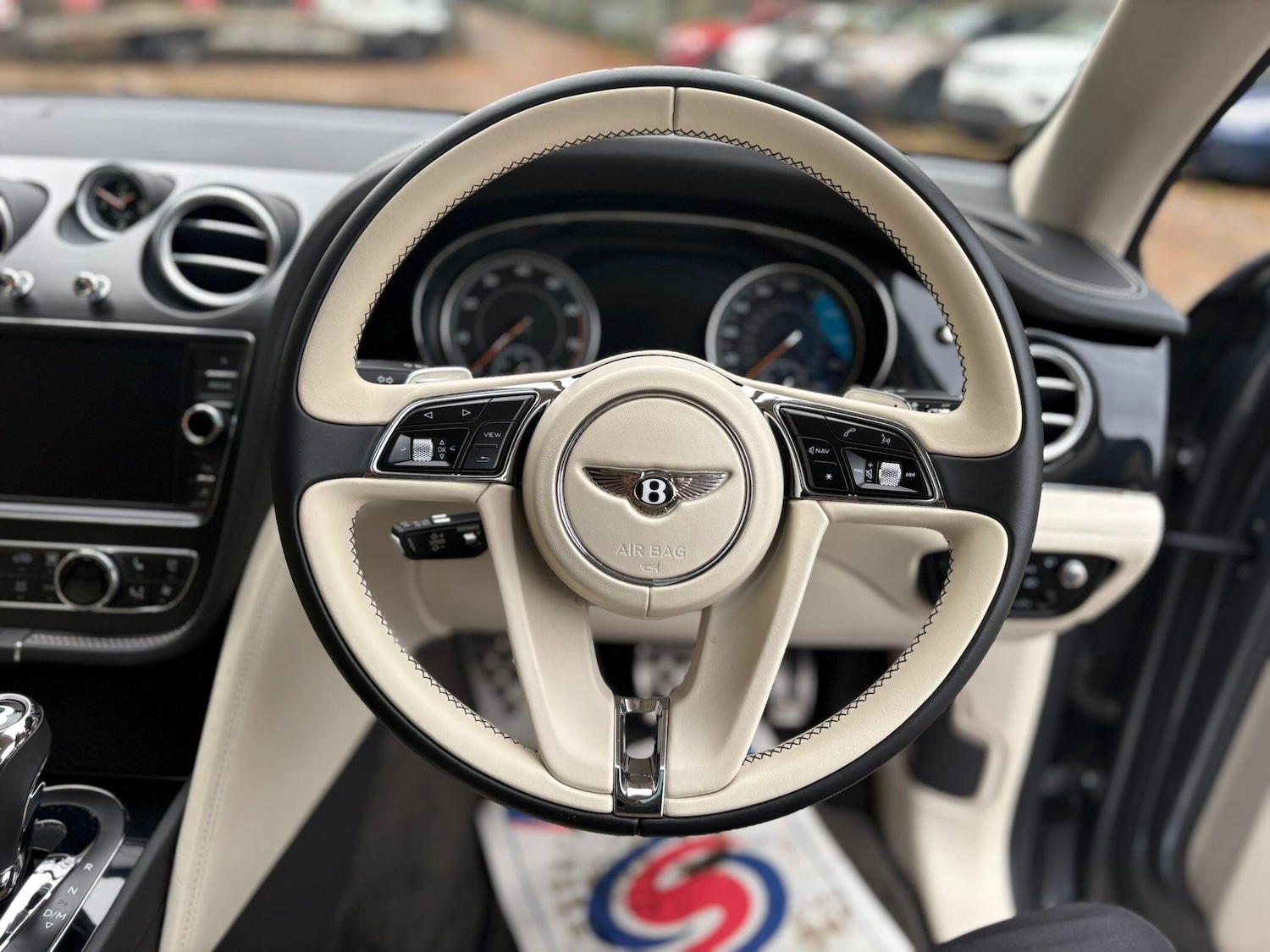 Used Bentley Bentayga 2018 for sale - 76714832: Photo 53