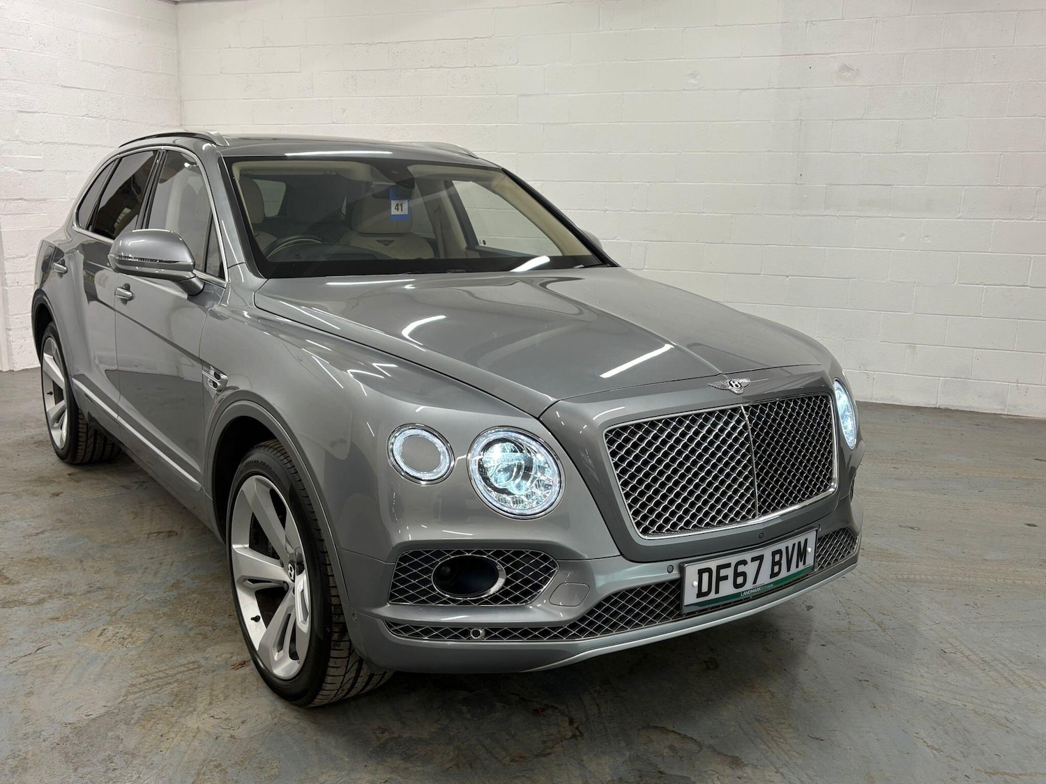 Used Bentley Bentayga 2018 for sale - 76714832: Photo 87