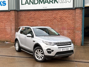 Used Land Rover Discovery Sport 2017 for sale - 77131532: Photo