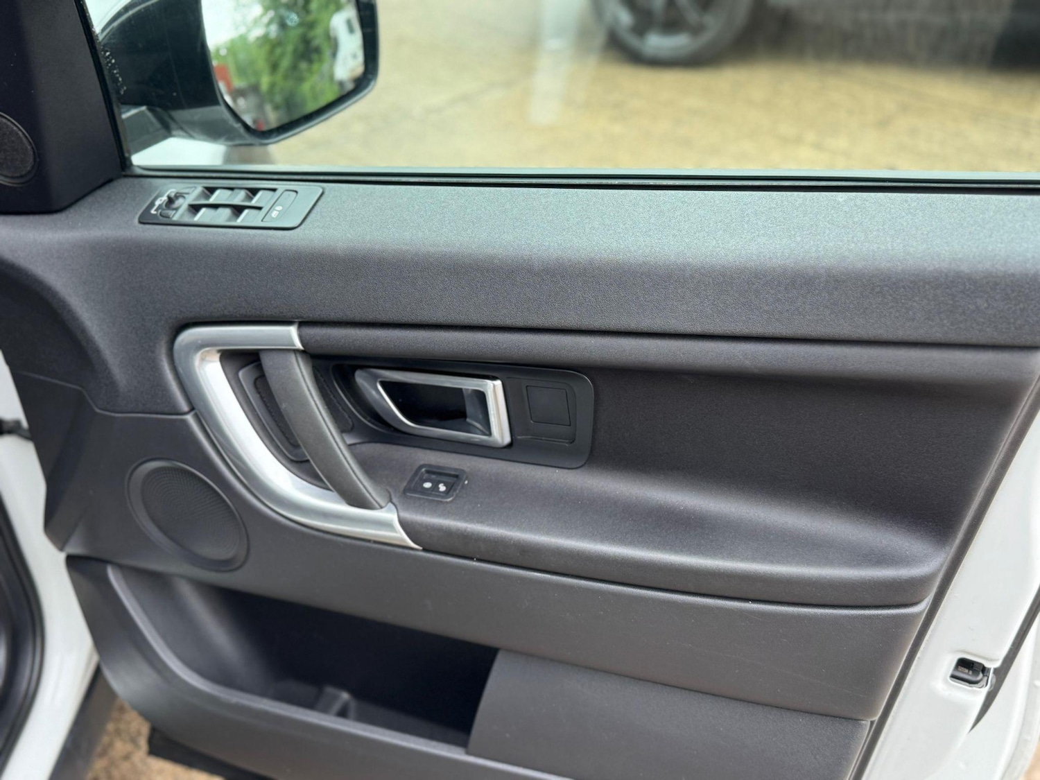 Used Land Rover Discovery Sport 2018 for sale - 78035034: Photo 16