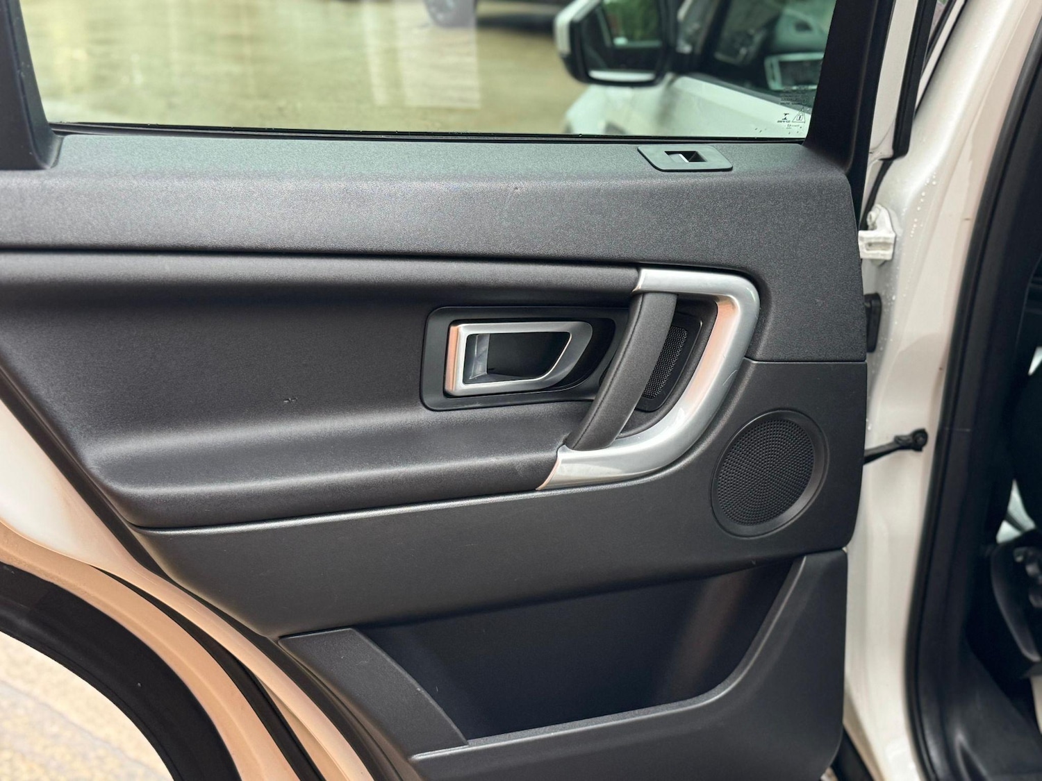 Used Land Rover Discovery Sport 2018 for sale - 78035034: Photo 17