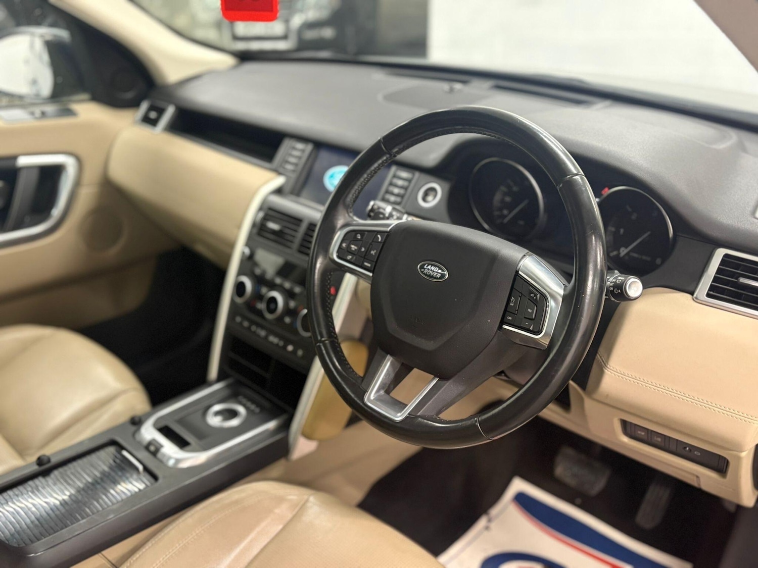 Used Land Rover Discovery Sport 2015 for sale - 77696387: Photo 17