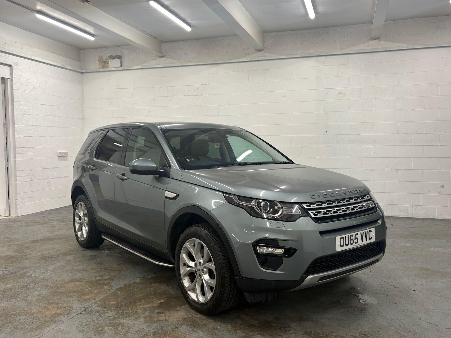 Used Land Rover Discovery Sport 2015 for sale - 77696387: Photo 4