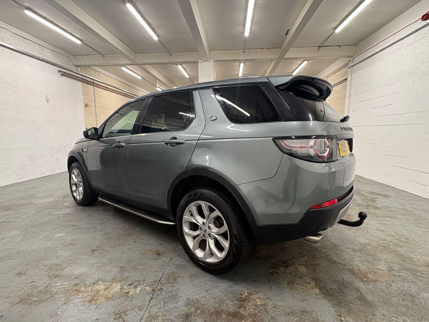 Used Land Rover Discovery Sport 2015 for sale - 77696387: Photo 8