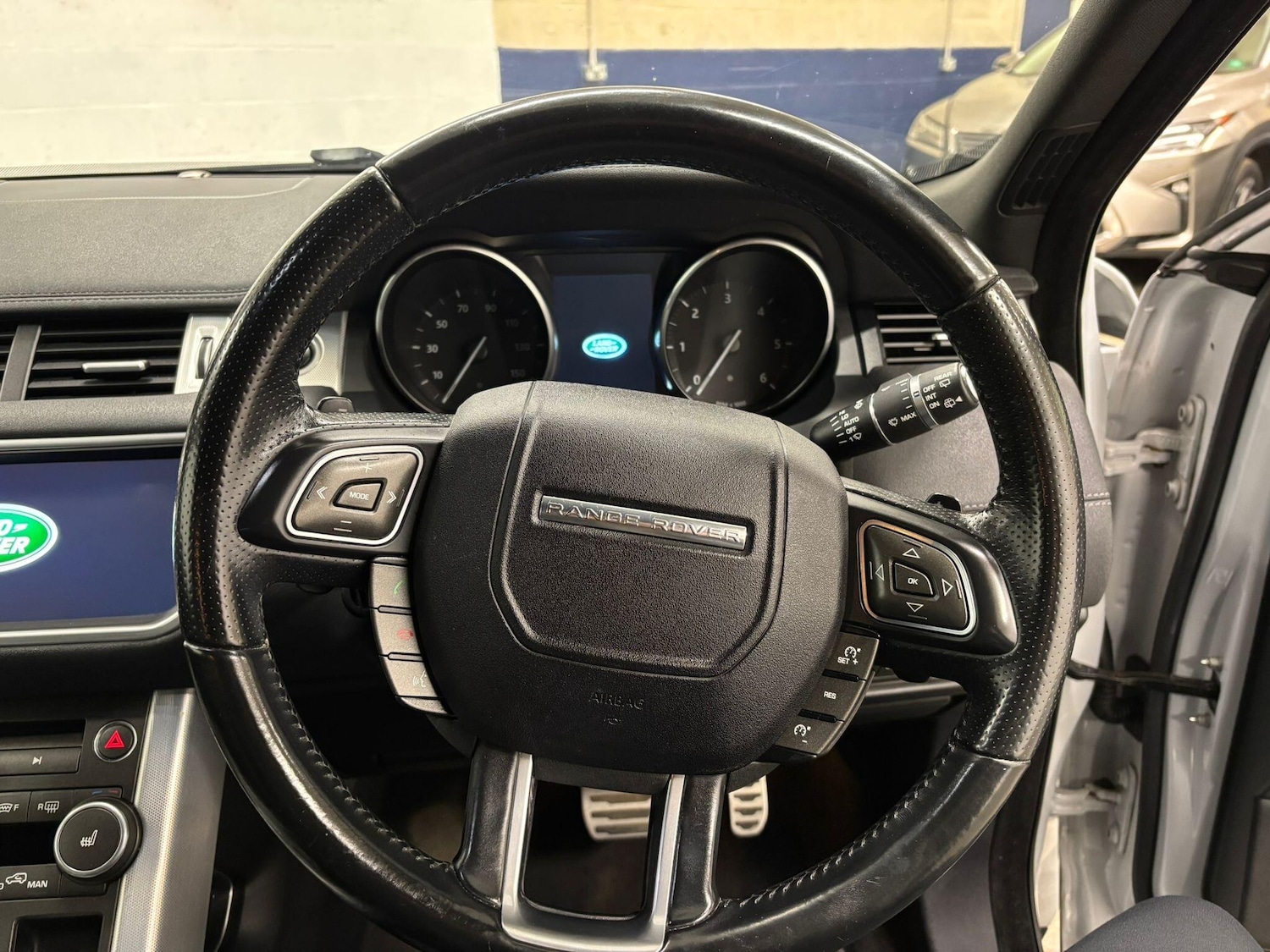 Used Land Rover Range Rover Evoque 2017 for sale - 77377545: Photo 26