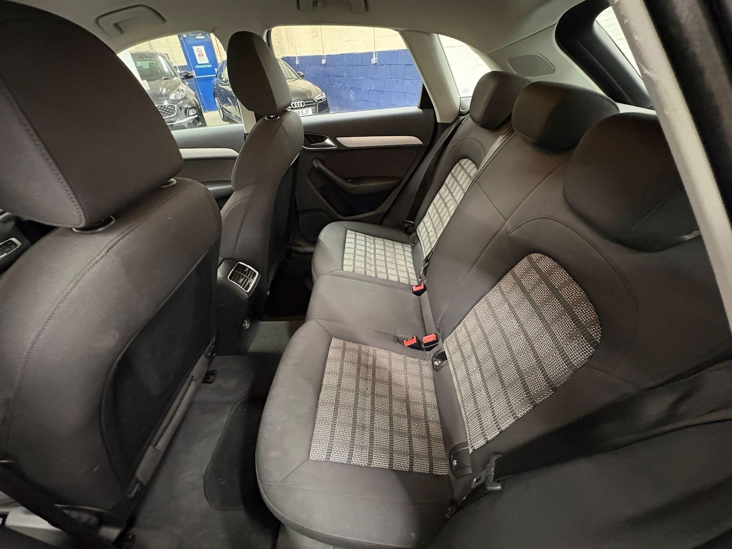 Used Audi Q3 2015 for sale - 76714141: Photo 11