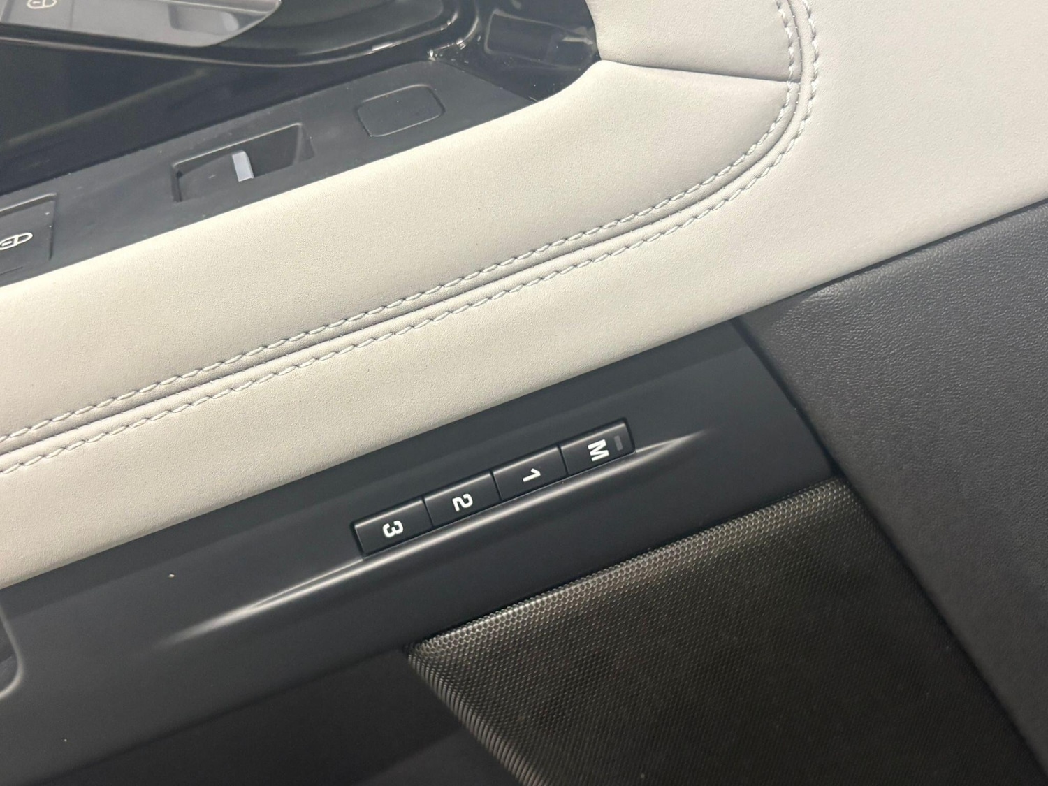 Used Land Rover Range Rover Evoque 2019 for sale - 76850343: Photo 15