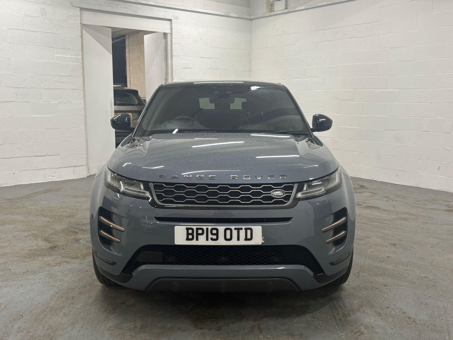 Used Land Rover Range Rover Evoque 2019 for sale - 76850343: Photo 2