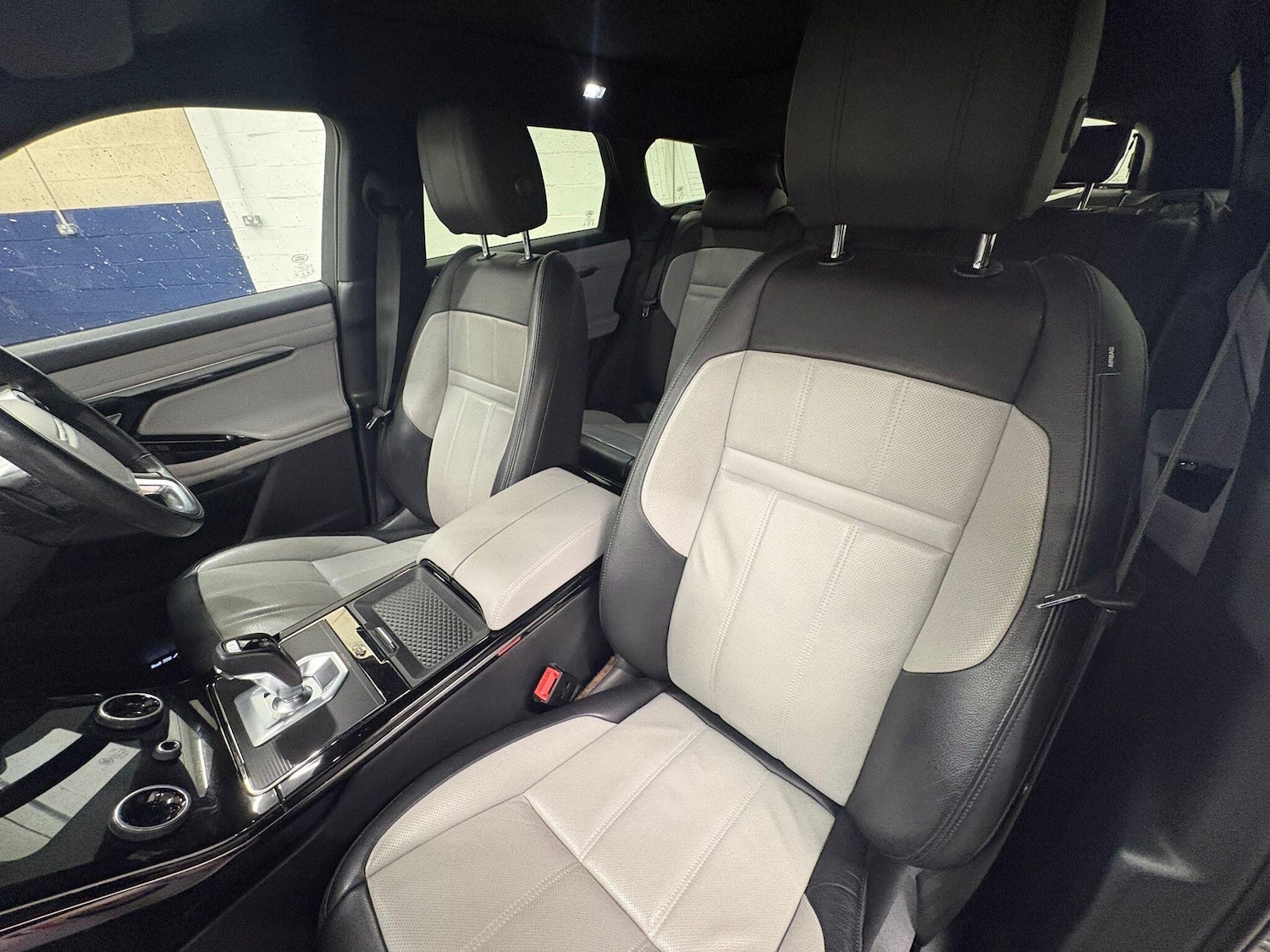 Used Land Rover Range Rover Evoque 2019 for sale - 76850343: Photo 31